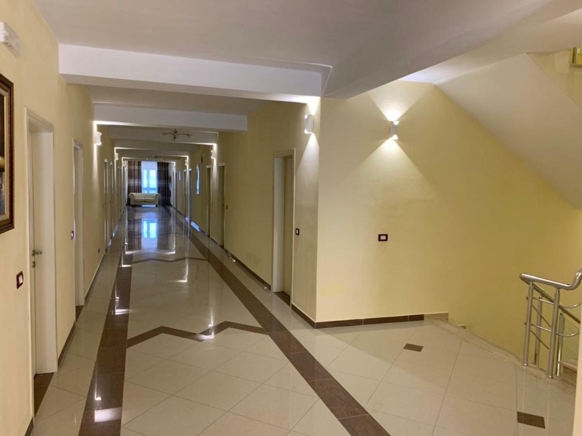 Hotel Ferrara Durrës Exterior foto