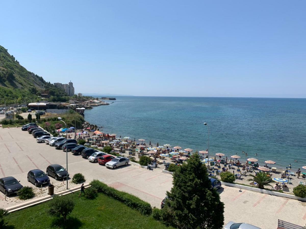 Hotel Ferrara Durrës Exterior foto