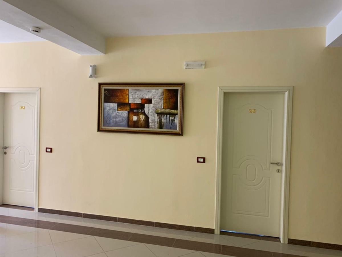 Hotel Ferrara Durrës Exterior foto